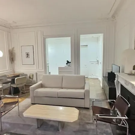 Superbe T2 Cosy à 5 Min Du Louvres