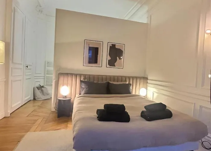 Superbe T2 Cosy à 5 Min Du Louvres Appartamento *